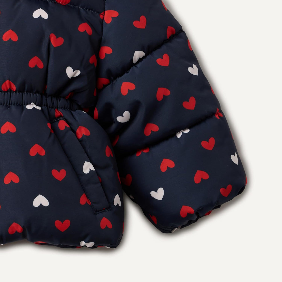 Amazon Essentials x Sofia Grainge Babies, Todders and Girls' Water-Repellent Hooded Puffer Jacket
