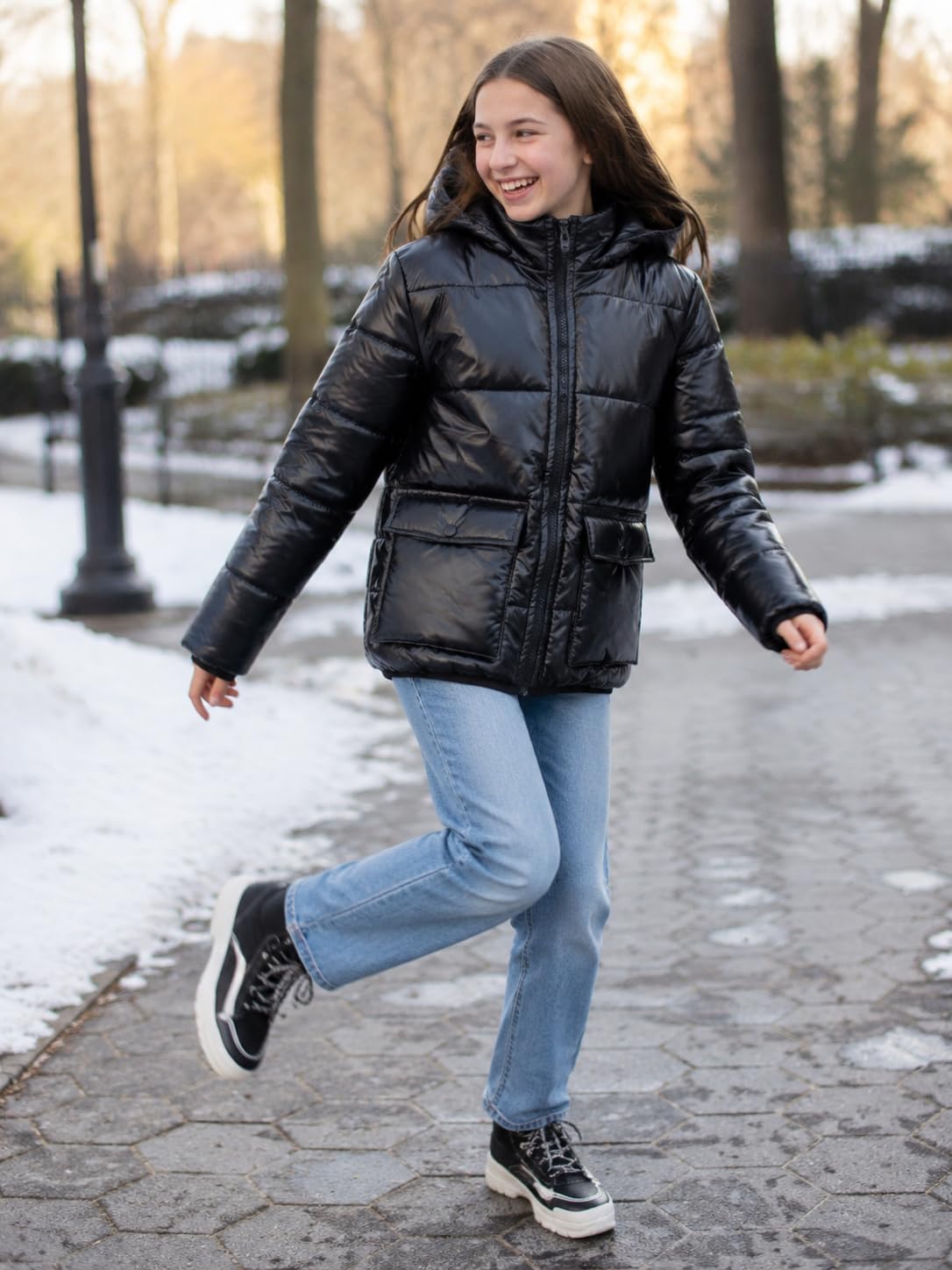 Funnycokid Girls Winter Coat Metallic Shiny Hooded Puffer Jacket 7-14Y