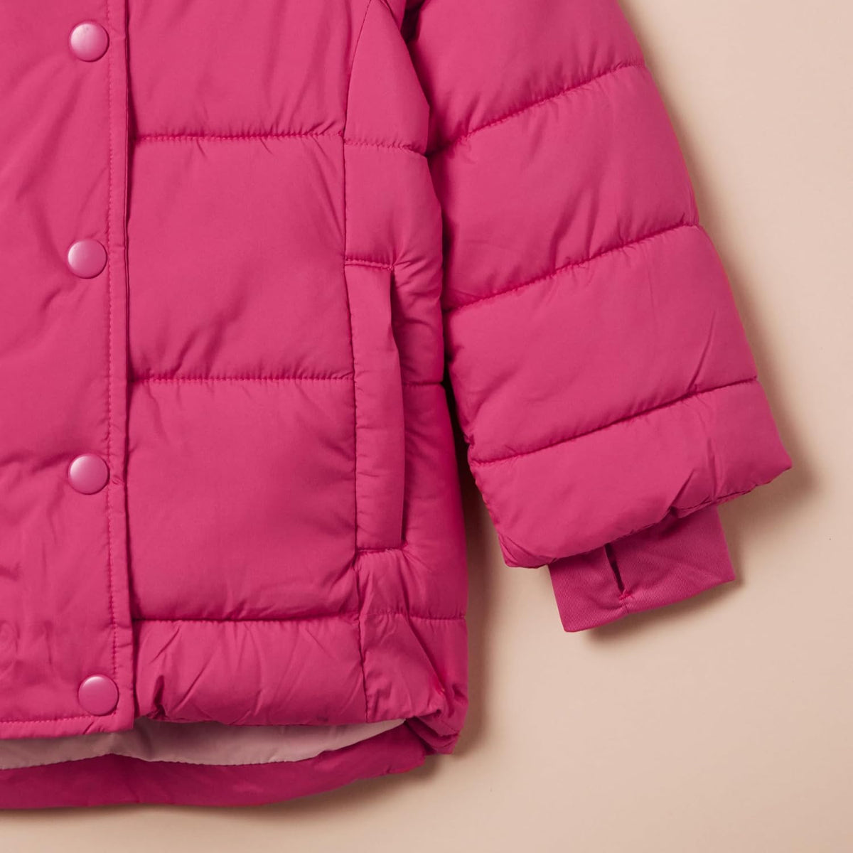 Amazon Essentials Girls and Toddlers' Heavyweight Hooded Puffer Coat, Water-Resistant