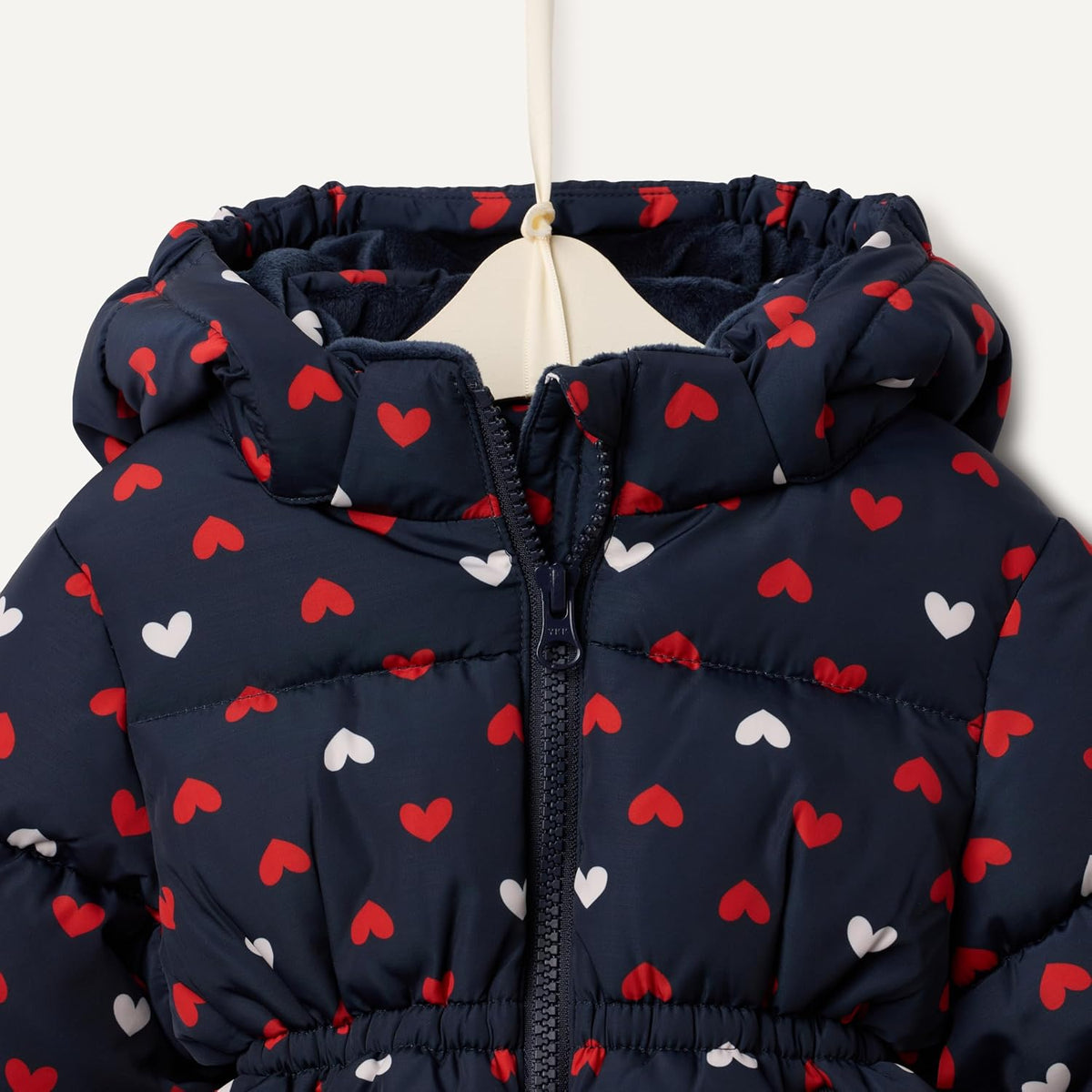 Amazon Essentials x Sofia Grainge Babies, Todders and Girls' Water-Repellent Hooded Puffer Jacket