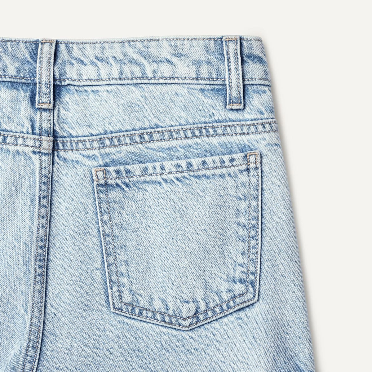 Amazon Essentials Girls' Ultra Soft Relaxed-Fit Wide Leg Cargo Jeans